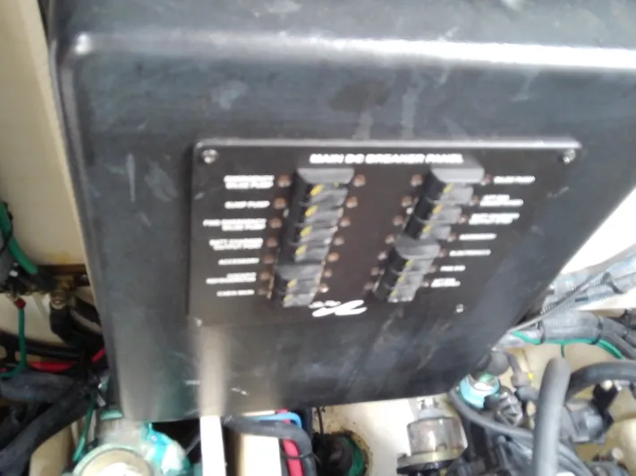 Naut On-site Yacht Photos Pics 