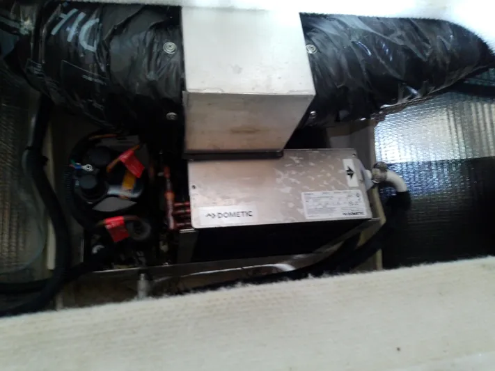 Naut On-site Yacht Photos Pics 