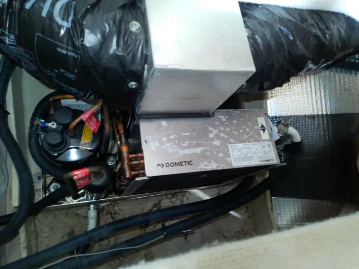 Naut On-site Yacht Photos Pics 