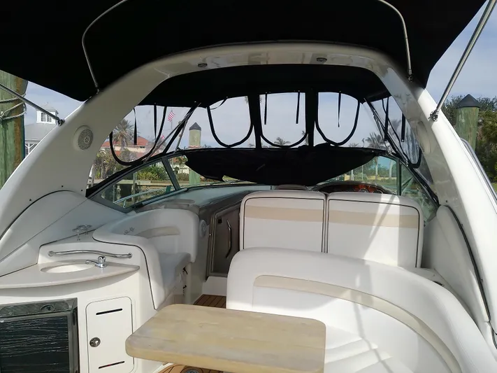 Naut On-site Yacht Photos Pics 