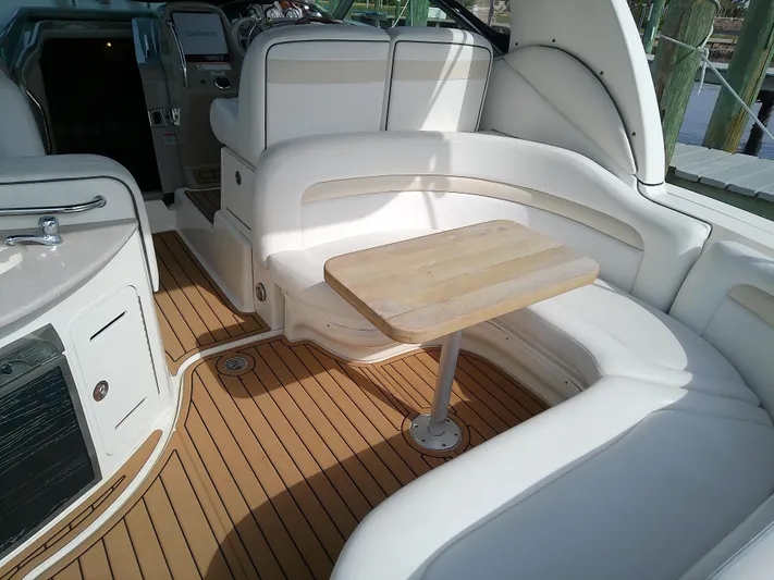 Naut On-site Yacht Photos Pics 