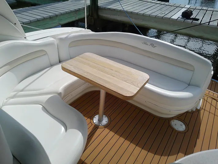 Naut On-site Yacht Photos Pics 