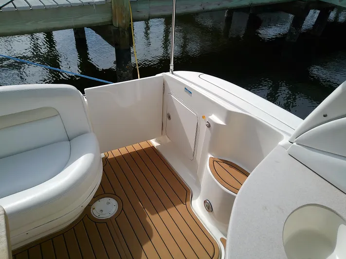 Naut On-site Yacht Photos Pics 