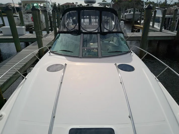 Naut On-site Yacht Photos Pics 