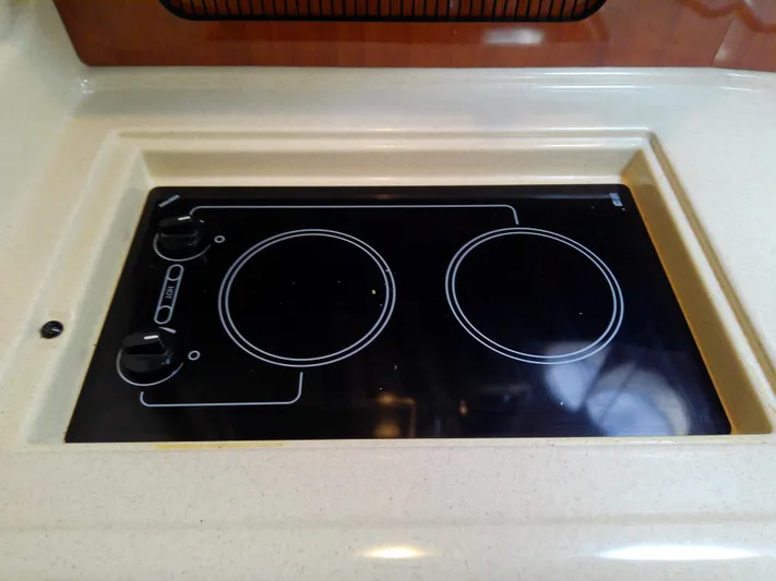 Naut On-site Yacht Photos Pics 