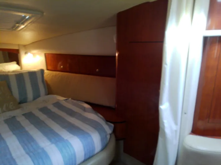 Naut On-site Yacht Photos Pics 