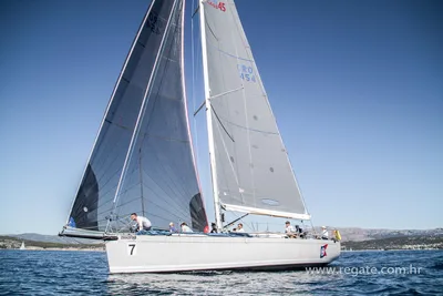 Nautor Swan 45