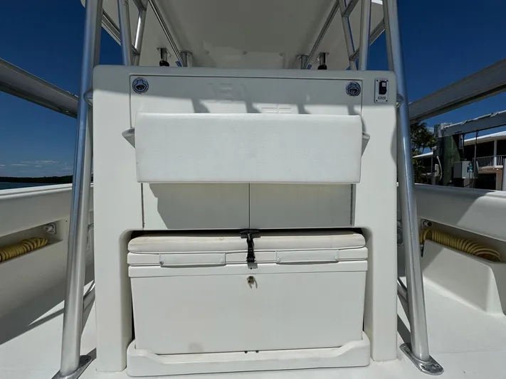 Warbird Yacht Photos Pics 2014 SeaVee 390B Center Console boat with storage compartments and cooler.