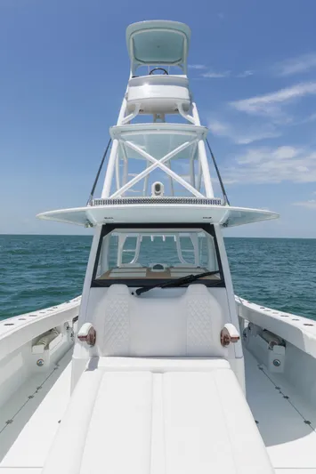  Yacht Photos Pics 2022 Freeman 43 boat on open sea under clear blue sky.