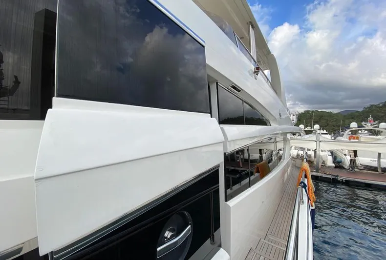 Sezi Mega Yacht Photos Pics 