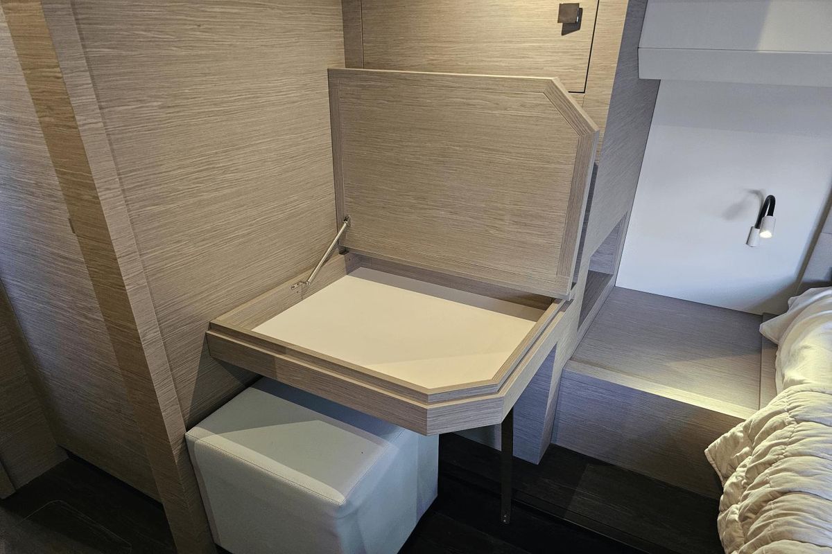 2023 Fountaine Pajot 44 