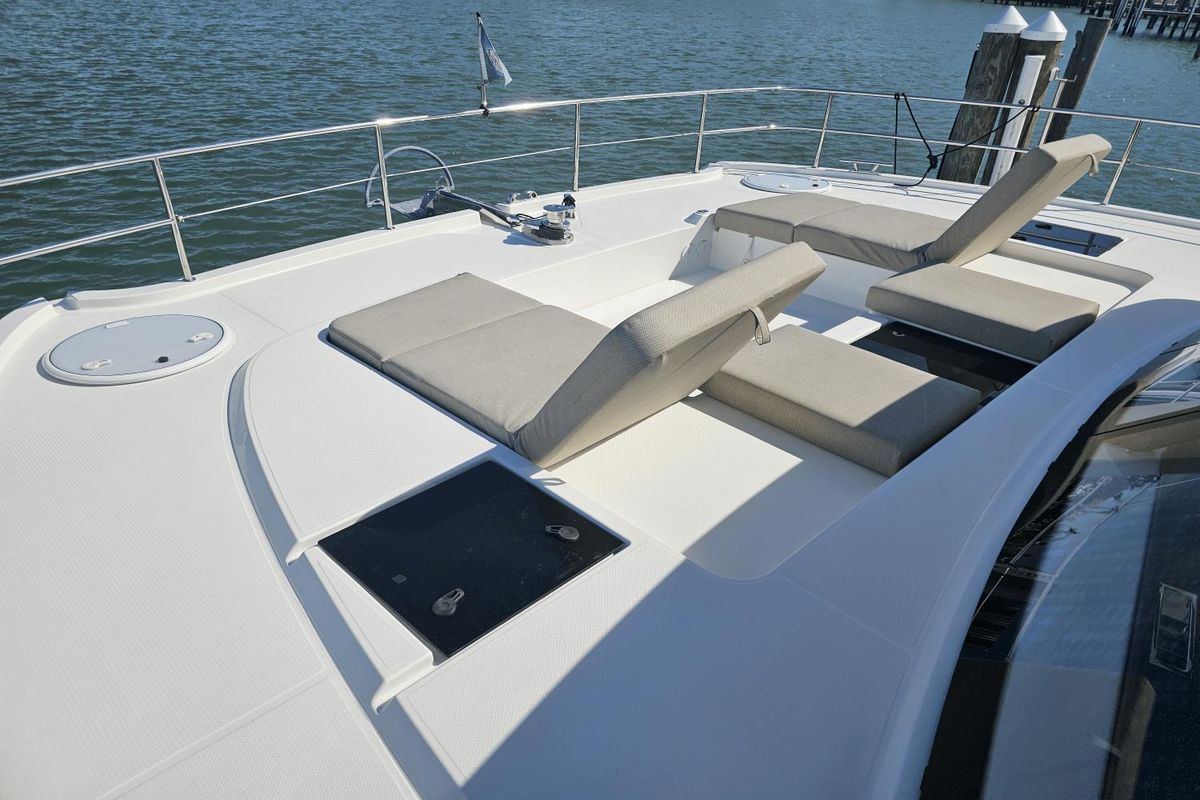 2023 Fountaine Pajot 44 