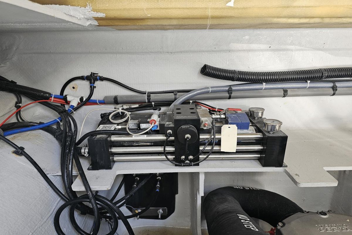 2023 Fountaine Pajot 44 