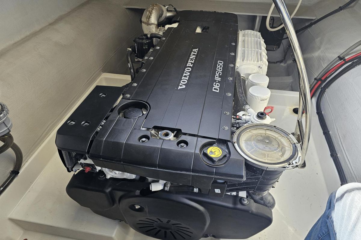 2023 Fountaine Pajot 44 