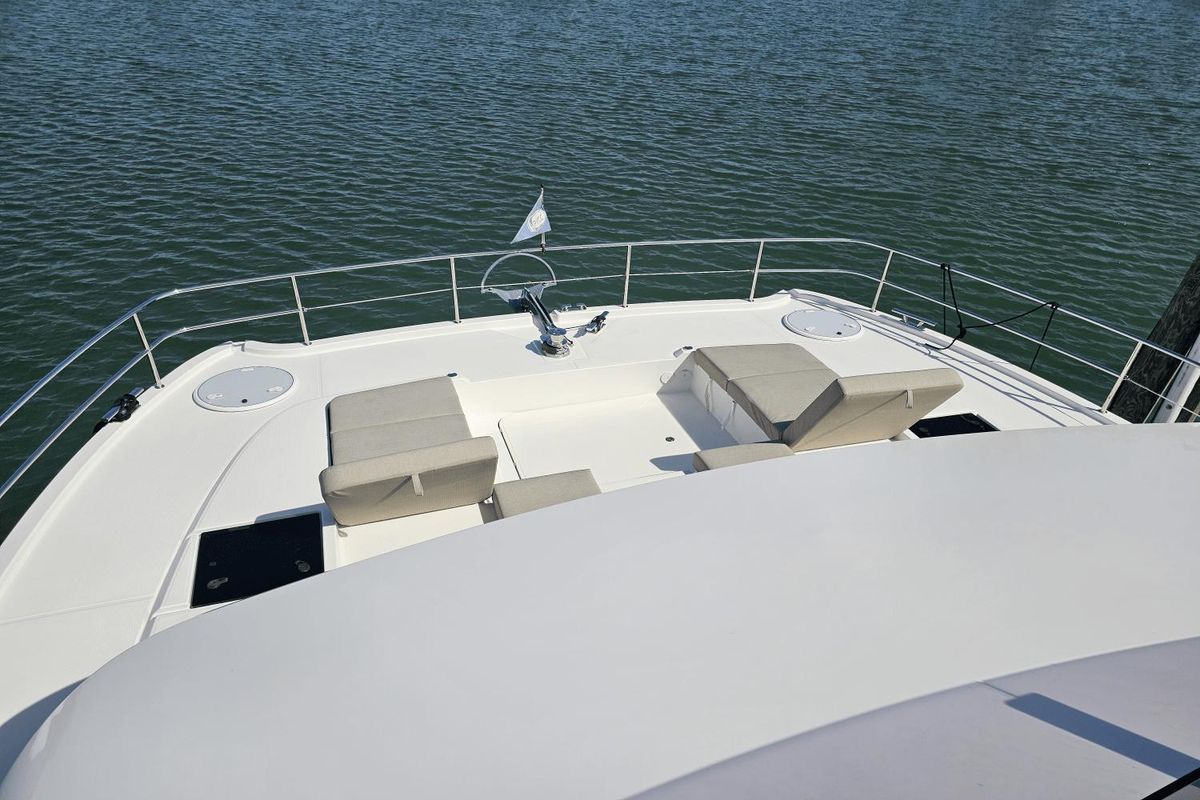 2023 Fountaine Pajot 44 