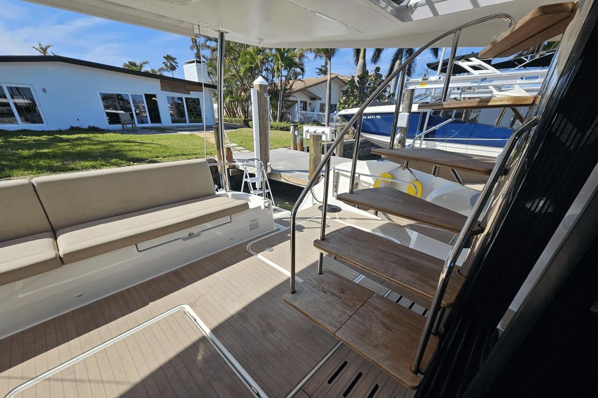 2023 Fountaine Pajot 44 