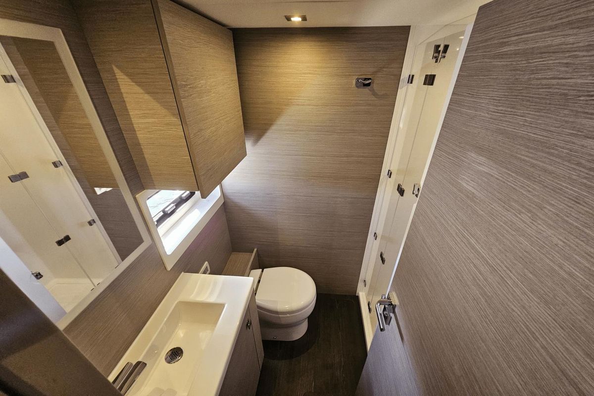 2023 Fountaine Pajot 44 