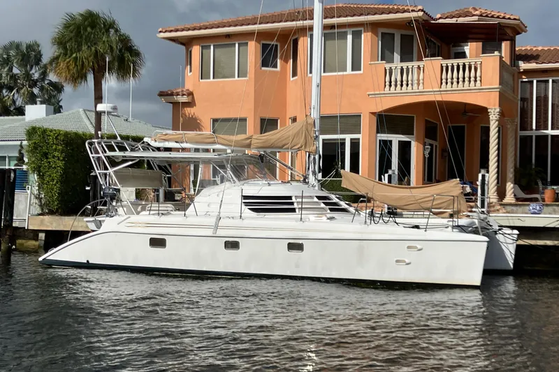 Bel Tempo Yacht Photos Pics 