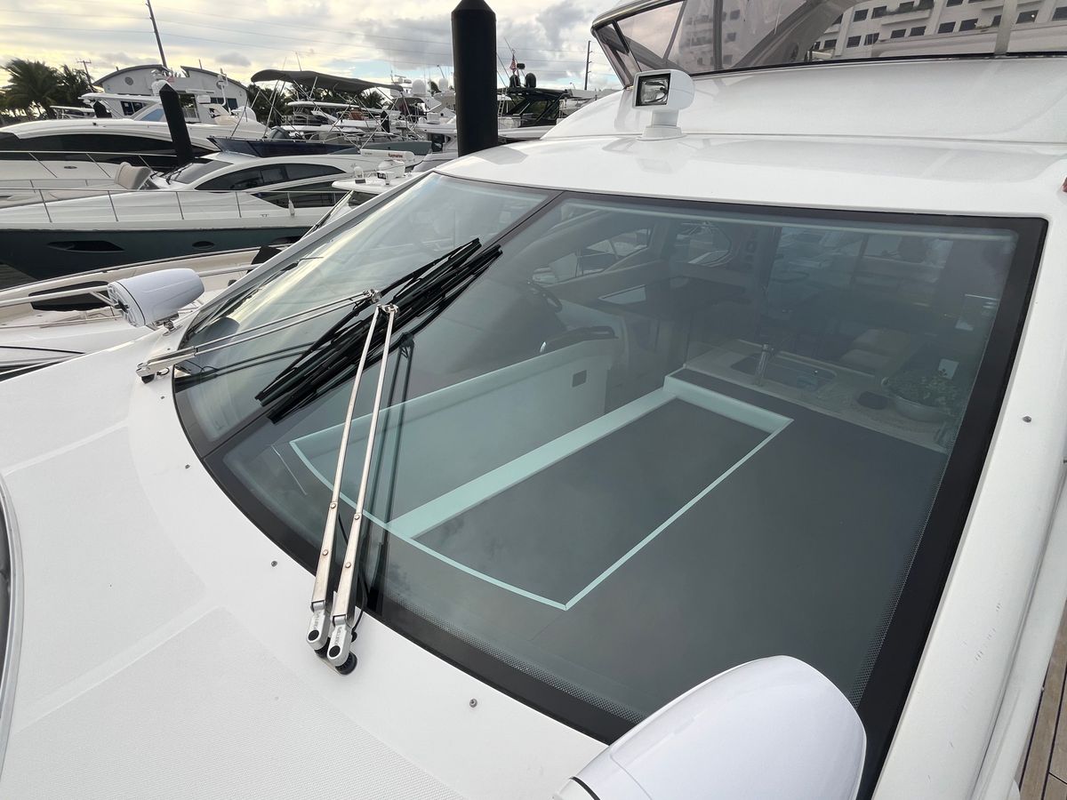 2015 Azimut 54 