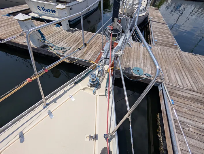 Juniper Yacht Photos Pics 