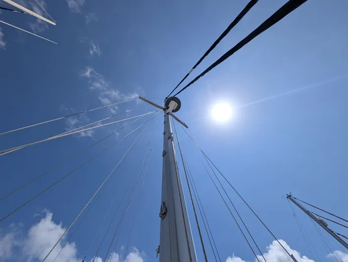 Juniper Yacht Photos Pics 