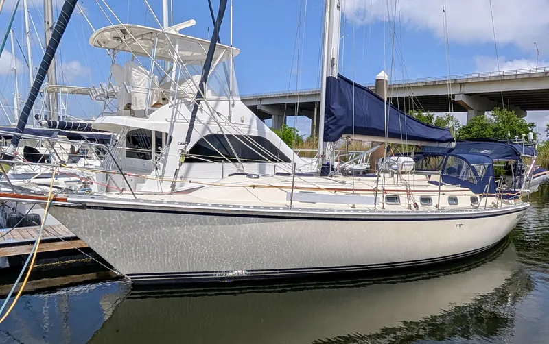 Juniper Yacht Photos Pics 