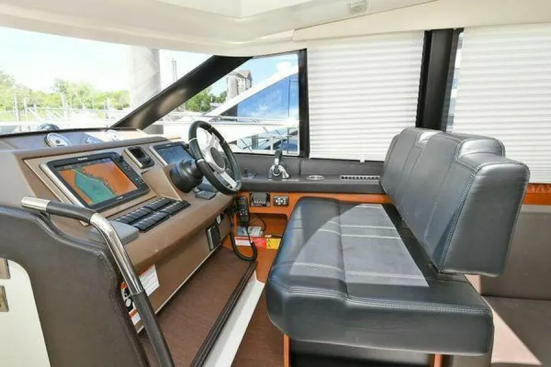 Magpie III Yacht Photos Pics Helm Seating