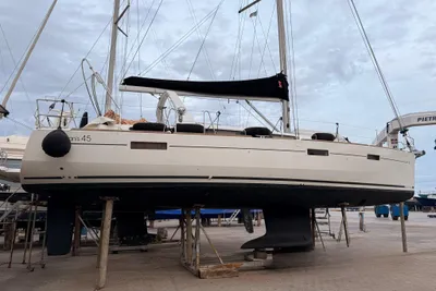 2014 Beneteau Oceanis 45