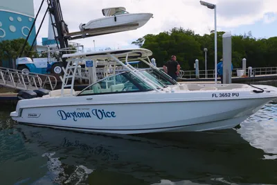 Boston Whaler 270 Vantage