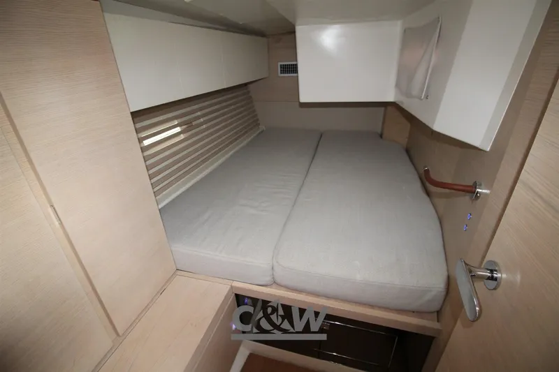  Yacht Photos Pics Italia Yachts 14,98