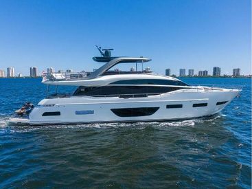 2022 85' Princess-Y85 Miami Beach, FL, US