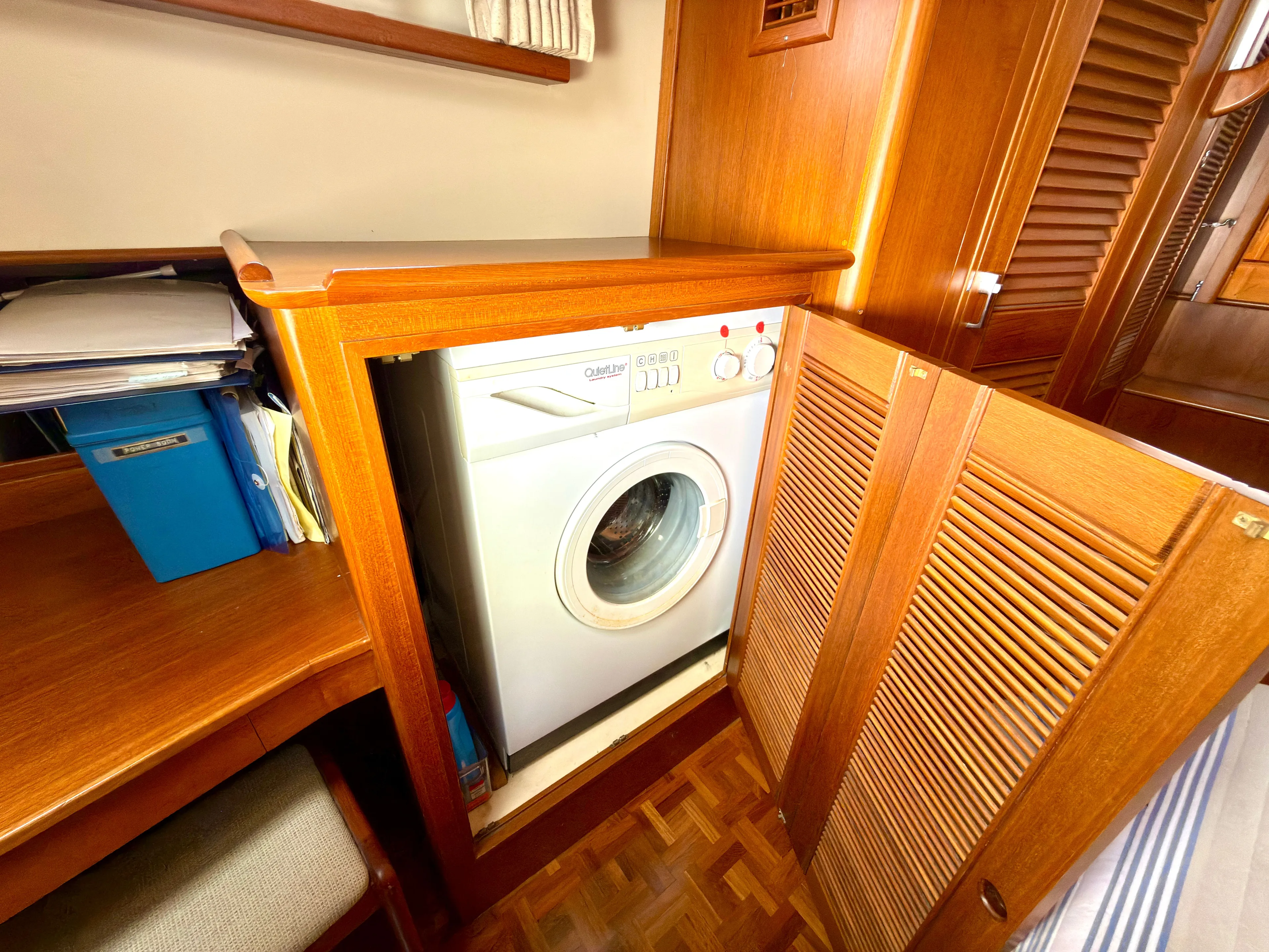 Tenacious Yacht Photos Pics 