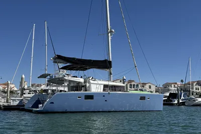 Lagoon 450 F