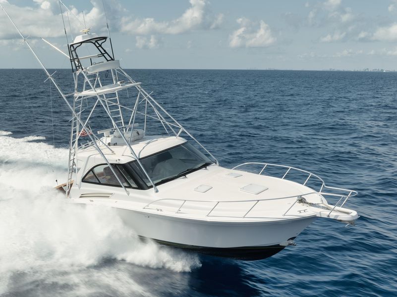 2016 Hatteras 45 Express Sportfish