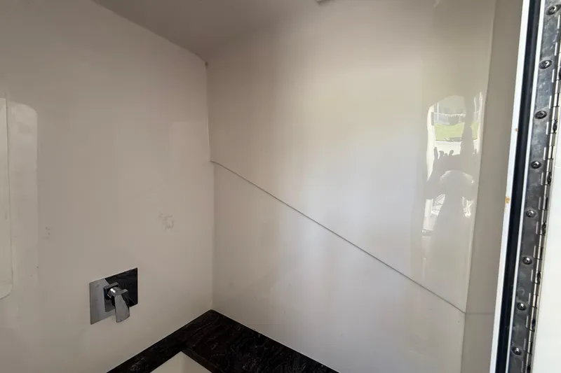  Yacht Photos Pics Interior of a 2020 Streamline 45, featuring a sleek, modern shower area.