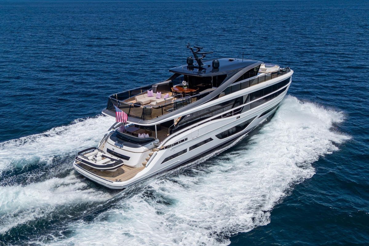 2022 Princess 95 