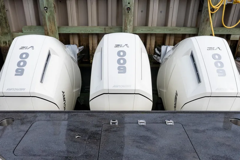  Yacht Photos Pics Triple Mercury 600 V12 engines on a 2024 Boston Whaler 405 Conquest boat.