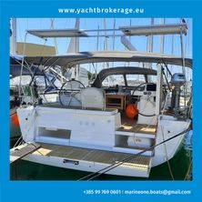 2019 Dufour 520 GL