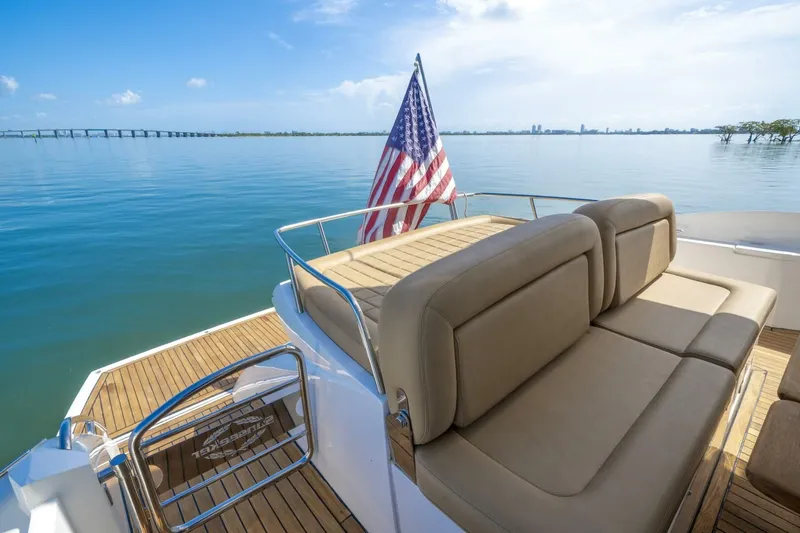  Yacht Photos Pics 2011 Sunseeker Manhattan 52 - Image 15