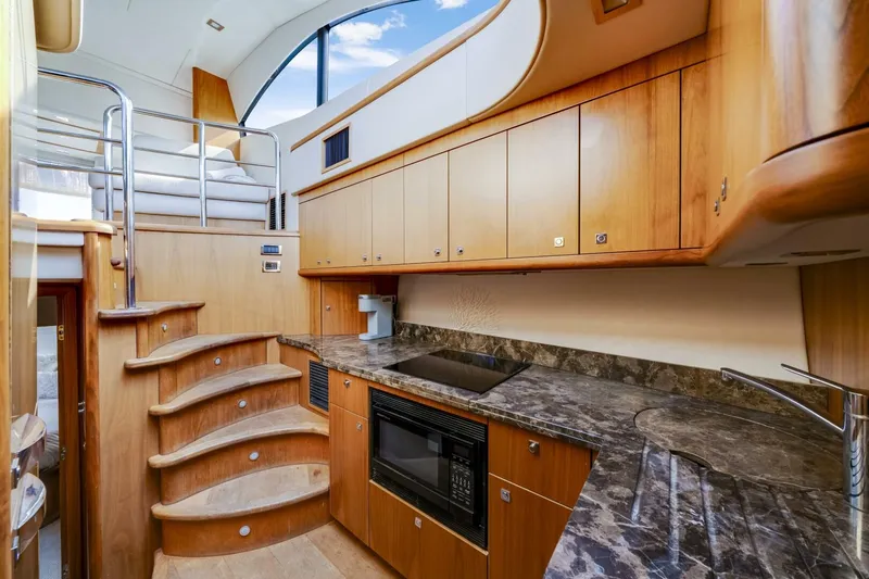  Yacht Photos Pics 2011 Sunseeker Manhattan 52 - Image 27