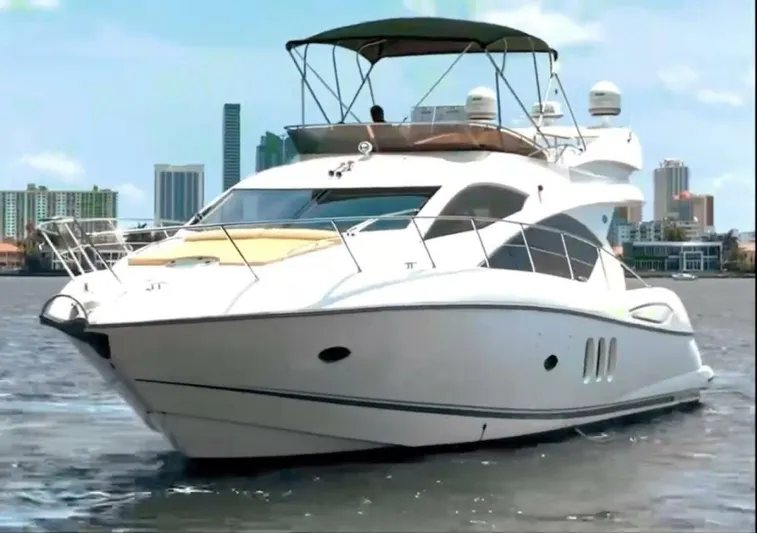  Yacht Photos Pics 2011 Sunseeker Manhattan 53 - Image 3