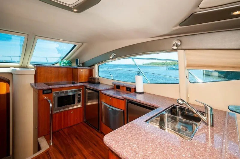 Knot Fair Yacht Photos Pics 2006 47 Cruisers Yachts SS - Galley