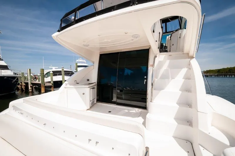 Knot Fair Yacht Photos Pics 2006 47 Cruisers Yachts SS - Cockpit