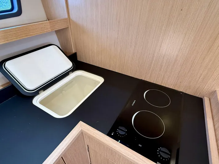  Yacht Photos Pics 2022 Bavaria Sr41 - Image 25