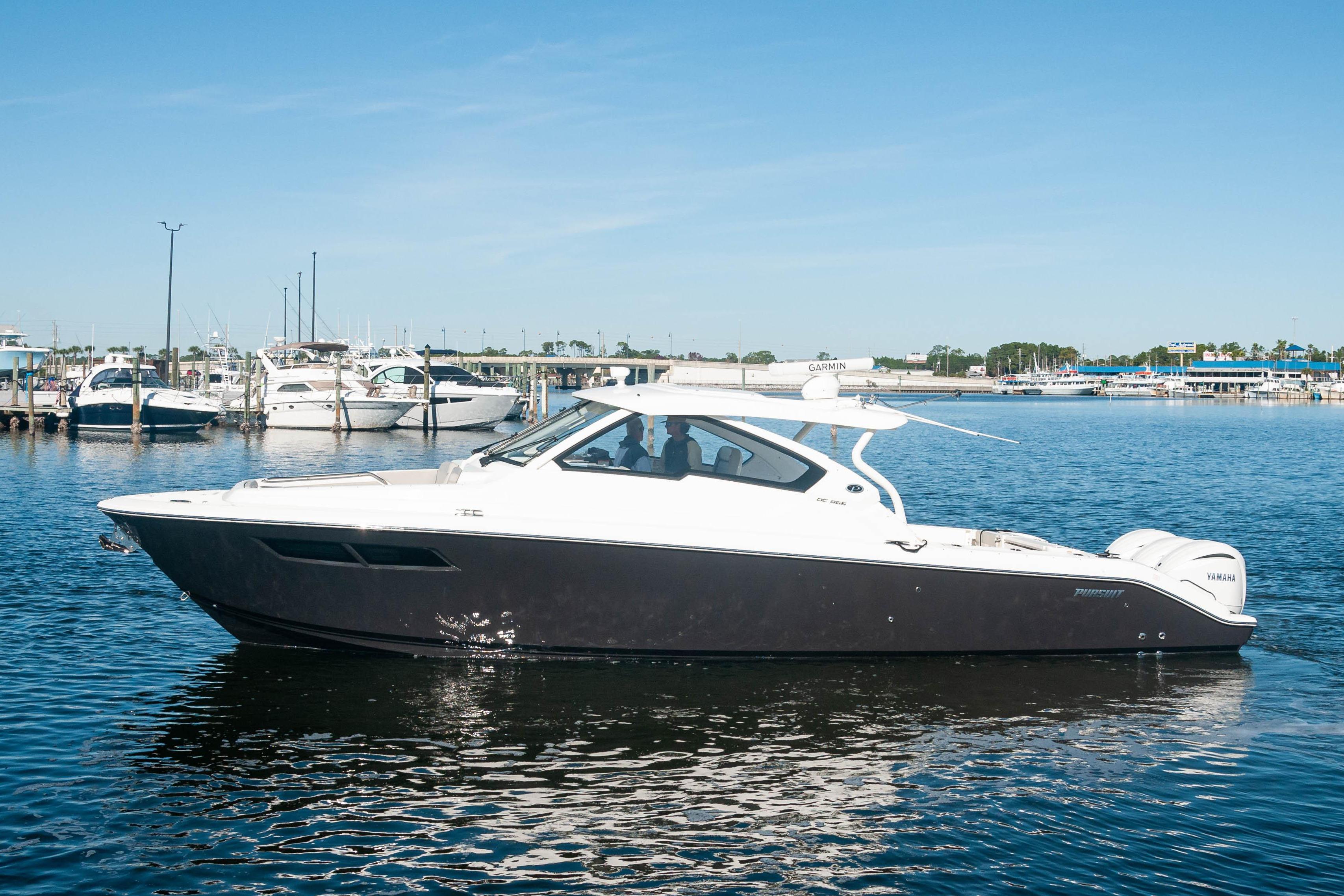 2023 Pursuit DC 365 Dual Console