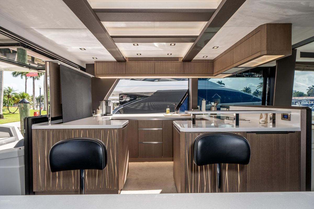 2019 Galeon 64 