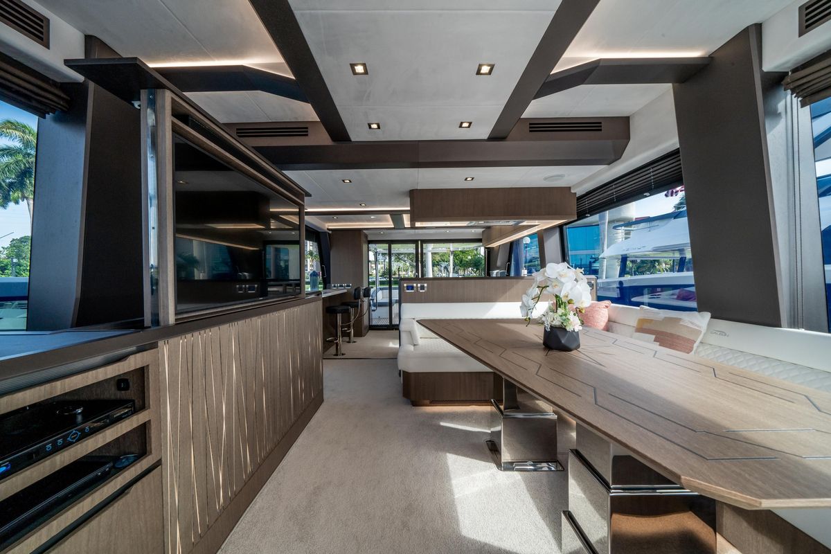 2019 Galeon 64 