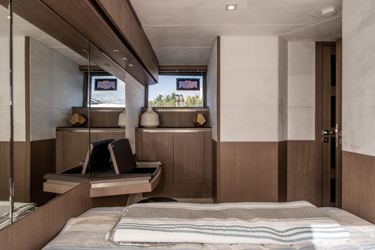 2019 Galeon 64 