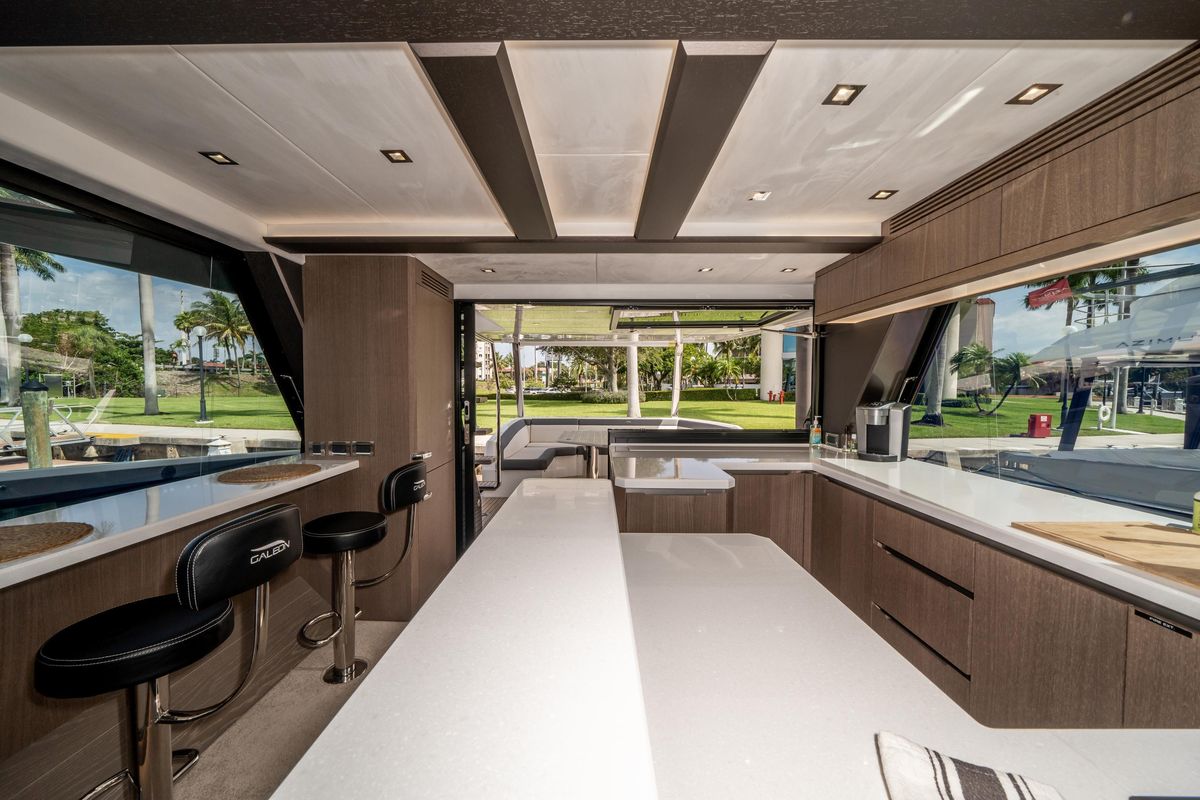 2019 Galeon 64 