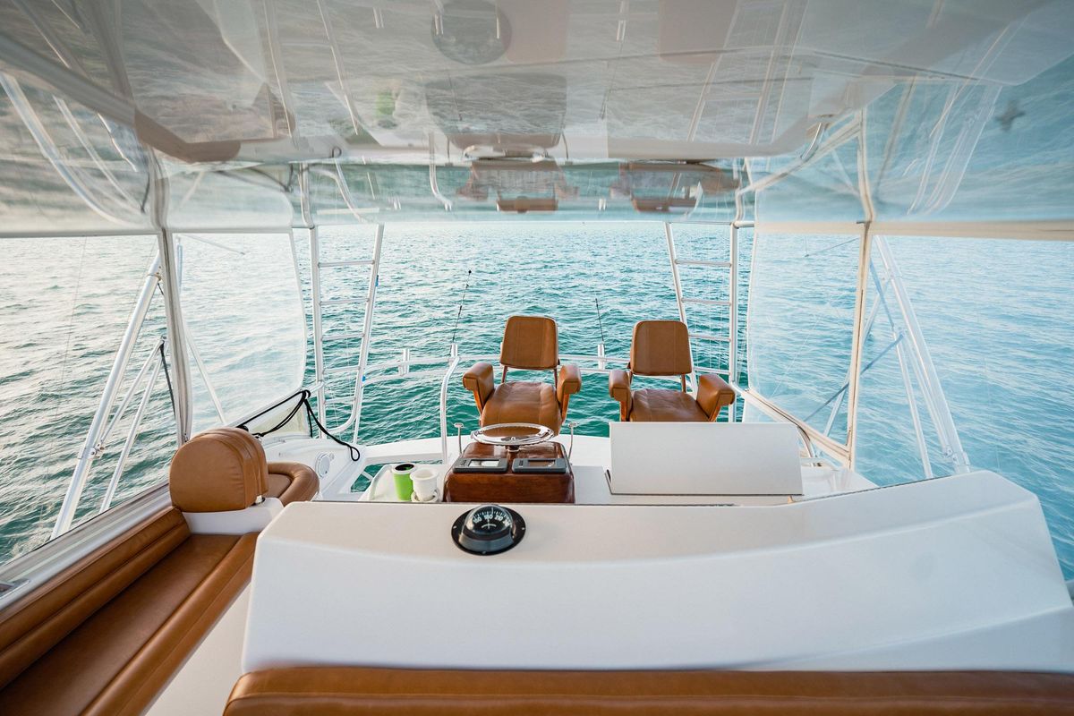 2005 Viking 48 